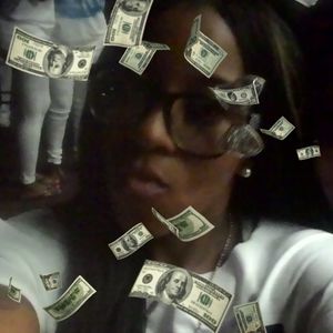 Meet your Posher, Marilyn